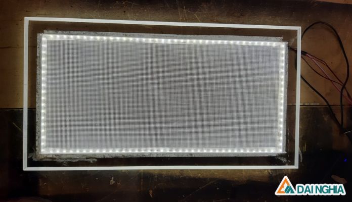 Tấm Mica dẫn sáng kết hợp bộ đèn LED gắn viền 4 cạnh