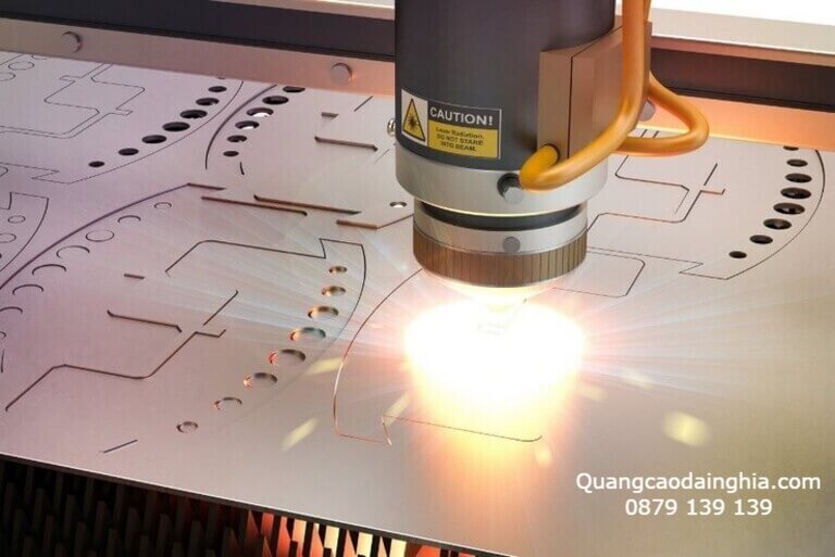 Phương pháp cắt Laser CNC được sử dụng phổ biến trên thị trường bởi tính năng ưu việt hơn với phương pháp truyền thống